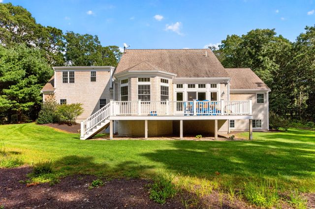5 Cliffs Way, Harwich, MA 02645
