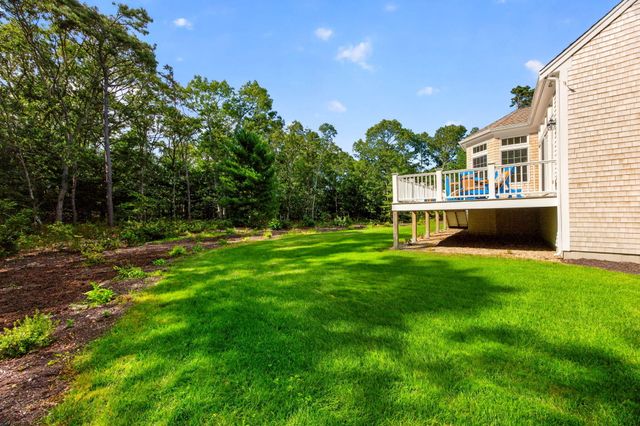 5 Cliffs Way, Harwich, MA 02645