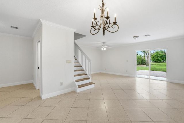 12740 Westhampton Circle, Wellington, FL 33414