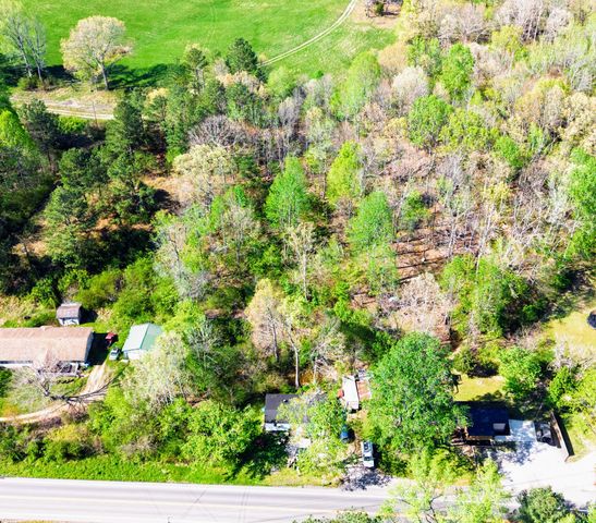 2750 S Main St, Tennessee Ridge, TN 37178