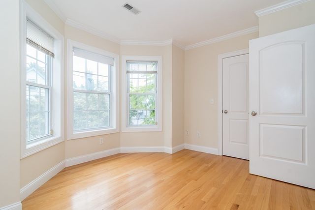 123 Russell Street 1, Waltham, MA 02453