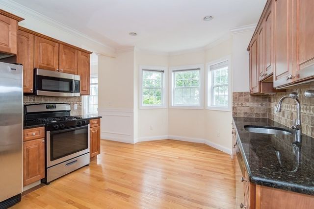 123 Russell Street 1, Waltham, MA 02453