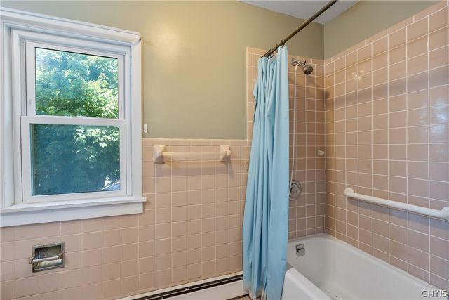 27 Ellen Street, Oswego, NY 13126