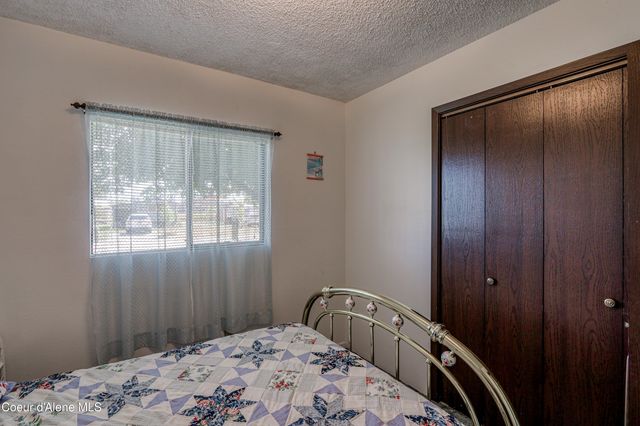 346 Gregory St, Priest River, ID 83856