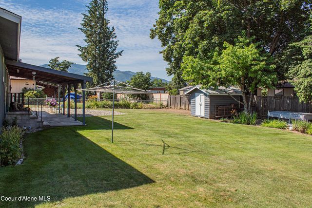 346 Gregory St, Priest River, ID 83856