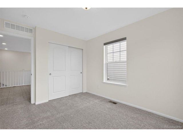 6050 N Netherland Ct, Aurora, CO 80019