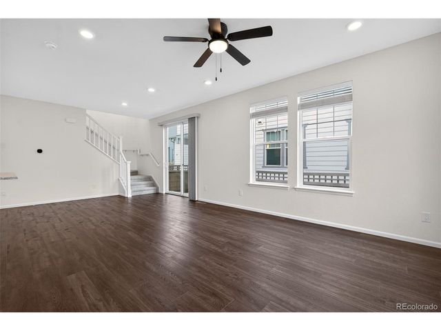 6050 N Netherland Ct, Aurora, CO 80019
