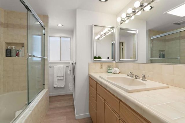19544 Sky Oaks Way, Los Gatos, CA 95030