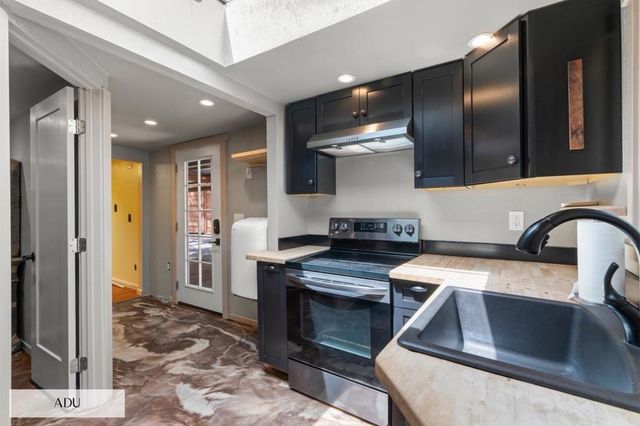 19544 Sky Oaks Way, Los Gatos, CA 95030