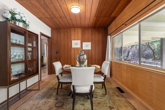 19544 Sky Oaks Way, Los Gatos, CA 95030