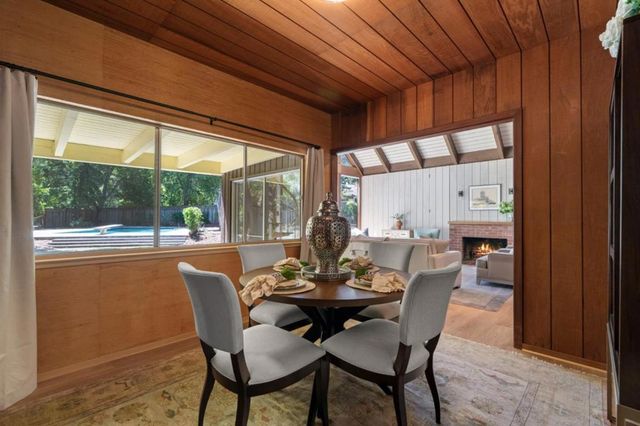 19544 Sky Oaks Way, Los Gatos, CA 95030