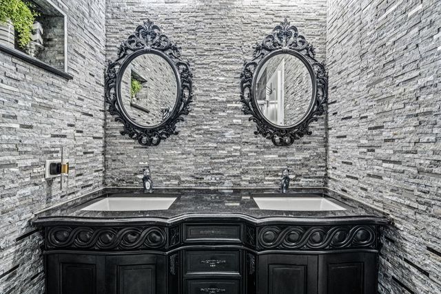 625 MORTON Street, Hoffman Estates, IL 60169