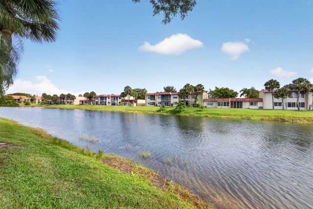 127 Lake Gloria Drive, West Palm Beach, FL 33411