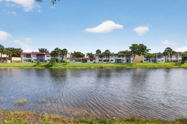 127 Lake Gloria Drive, West Palm Beach, FL 33411