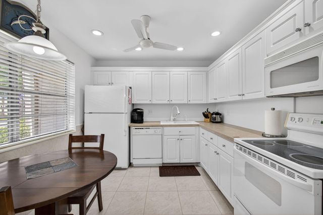 127 Lake Gloria Drive, West Palm Beach, FL 33411