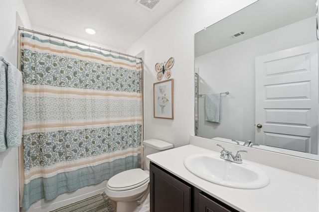4535 Pinehurst Trace Drive, Pinehurst, TX 77362