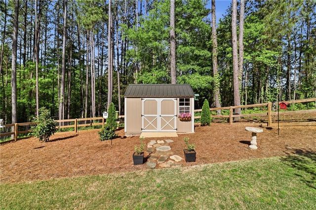 72 Meadowfinch Drive, Dallas, GA 30132