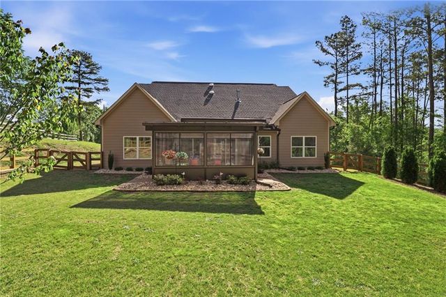 72 Meadowfinch Drive, Dallas, GA 30132