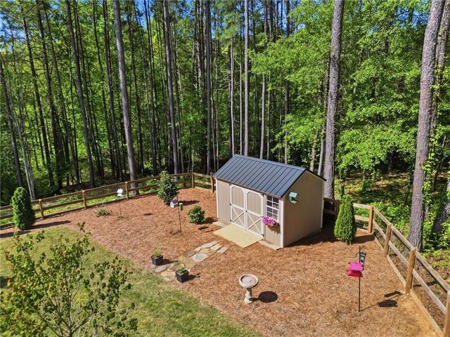 72 Meadowfinch Drive, Dallas, GA 30132