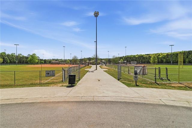 72 Meadowfinch Drive, Dallas, GA 30132