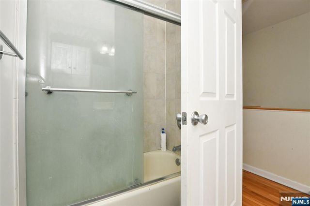 1 Lincoln Place, Moonachie, NJ 07074