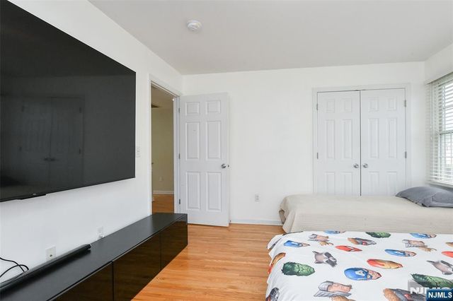 1 Lincoln Place, Moonachie, NJ 07074