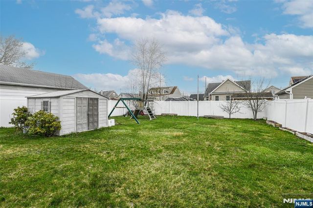 1 Lincoln Place, Moonachie, NJ 07074