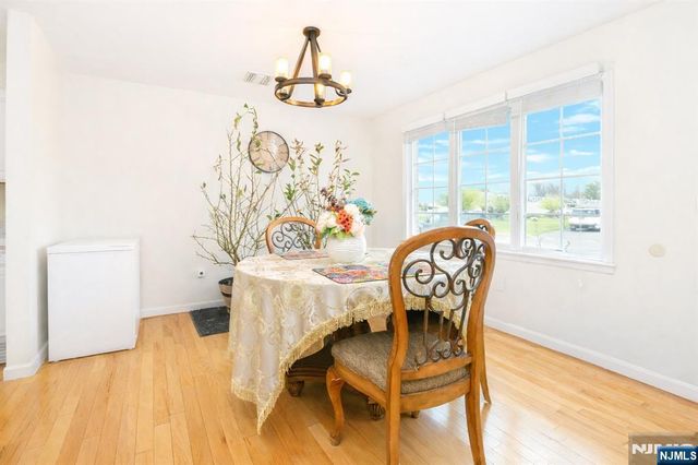 1 Lincoln Place, Moonachie, NJ 07074