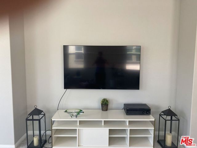 713 Daniel Freeman Circle, Inglewood, CA 90301