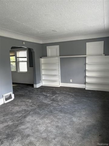 13522 Glastonbury Avenue, Detroit, MI 48223
