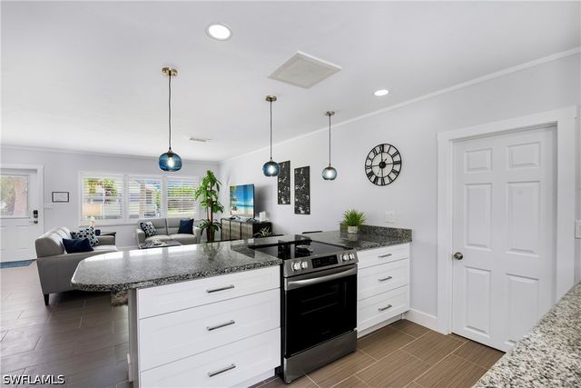 240 Fairweather LN, Fort Myers Beach, FL 33931