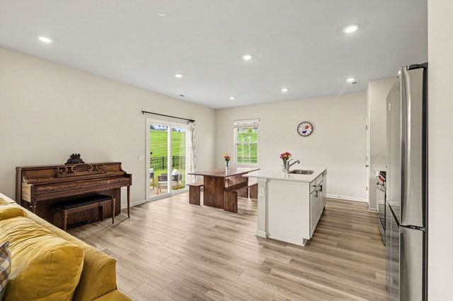 3344 Steadman St, Columbia, TN 38401