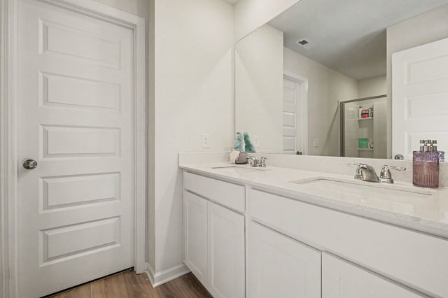 3344 Steadman St, Columbia, TN 38401