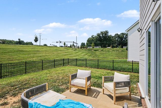 3344 Steadman St, Columbia, TN 38401