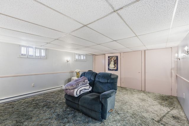 201 Batchelor St, Granby, MA 01033