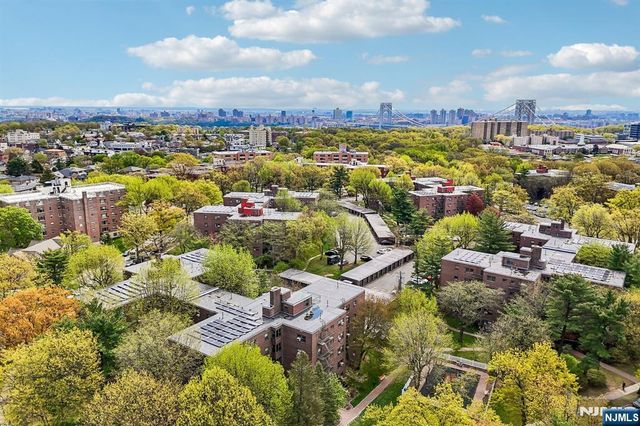 3060 Edwin 3D, Fort Lee, NJ 07024