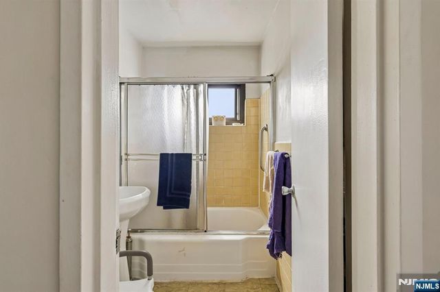 3060 Edwin 3D, Fort Lee, NJ 07024