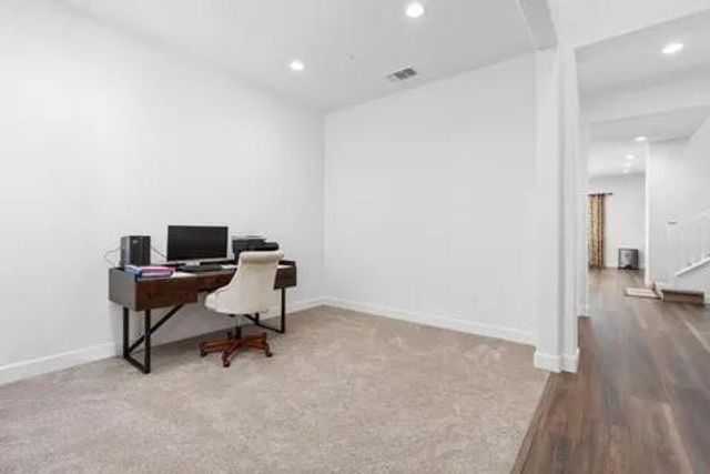 2027 N Bliss Avenue, Fresno, CA 93727