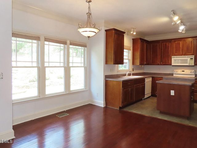 113 Weaver Mine Trail, Chapel Hill, NC 27517