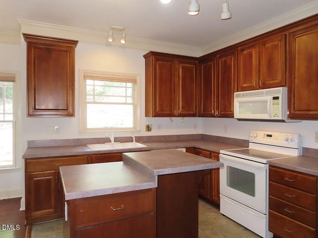 113 Weaver Mine Trail, Chapel Hill, NC 27517