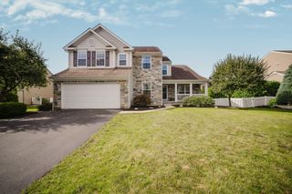 1943 Caplinger Drive, Grove City, OH 43123
