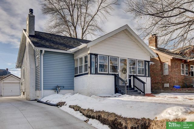 2747 Iowa Street, Omaha, NE 68112