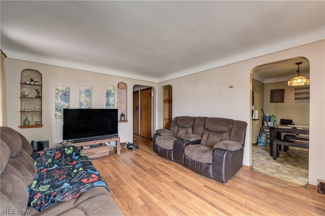 3879 W 133rd Street, Cleveland, OH 44111
