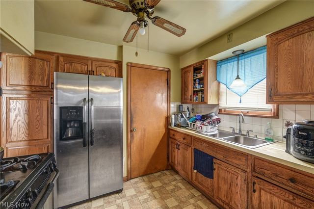 3879 W 133rd Street, Cleveland, OH 44111