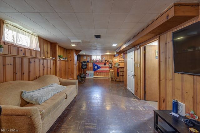 3879 W 133rd Street, Cleveland, OH 44111
