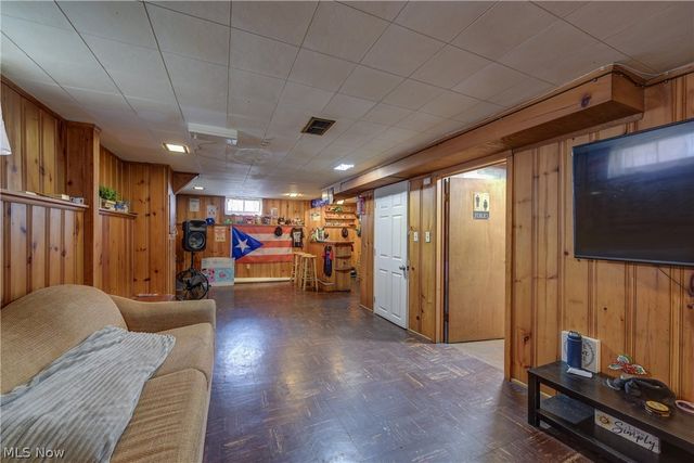 3879 W 133rd Street, Cleveland, OH 44111
