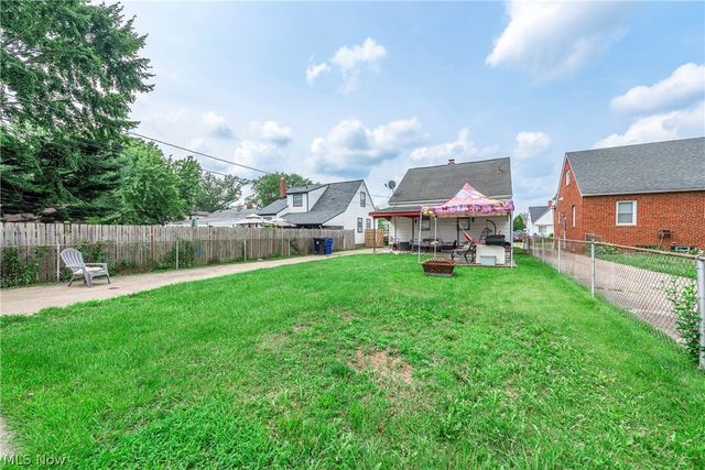 3879 W 133rd Street, Cleveland, OH 44111