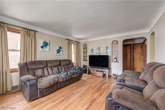 3879 W 133rd Street, Cleveland, OH 44111