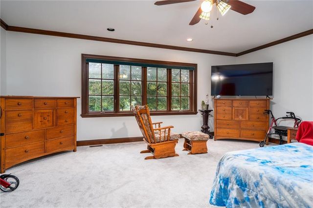 879 N 200 Road, Baldwin City, KS 66006