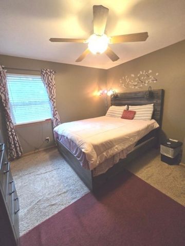 727 Markle Avenue, Elkhart, IN 46517